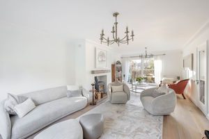 Photo 16- click for photo gallery